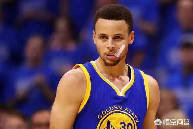 中国男篮传奇球星王治郅入选国际篮联名人堂